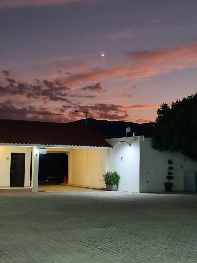 Casa Blanca Hotel Jalpan de Serra Exterior foto